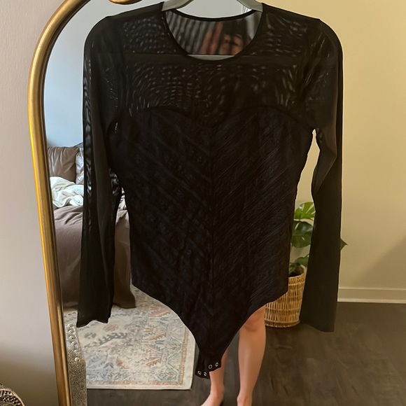 Abercrombie Bodysuit- sweetheart neckline and sheer top& arms - Picture 1 of 3